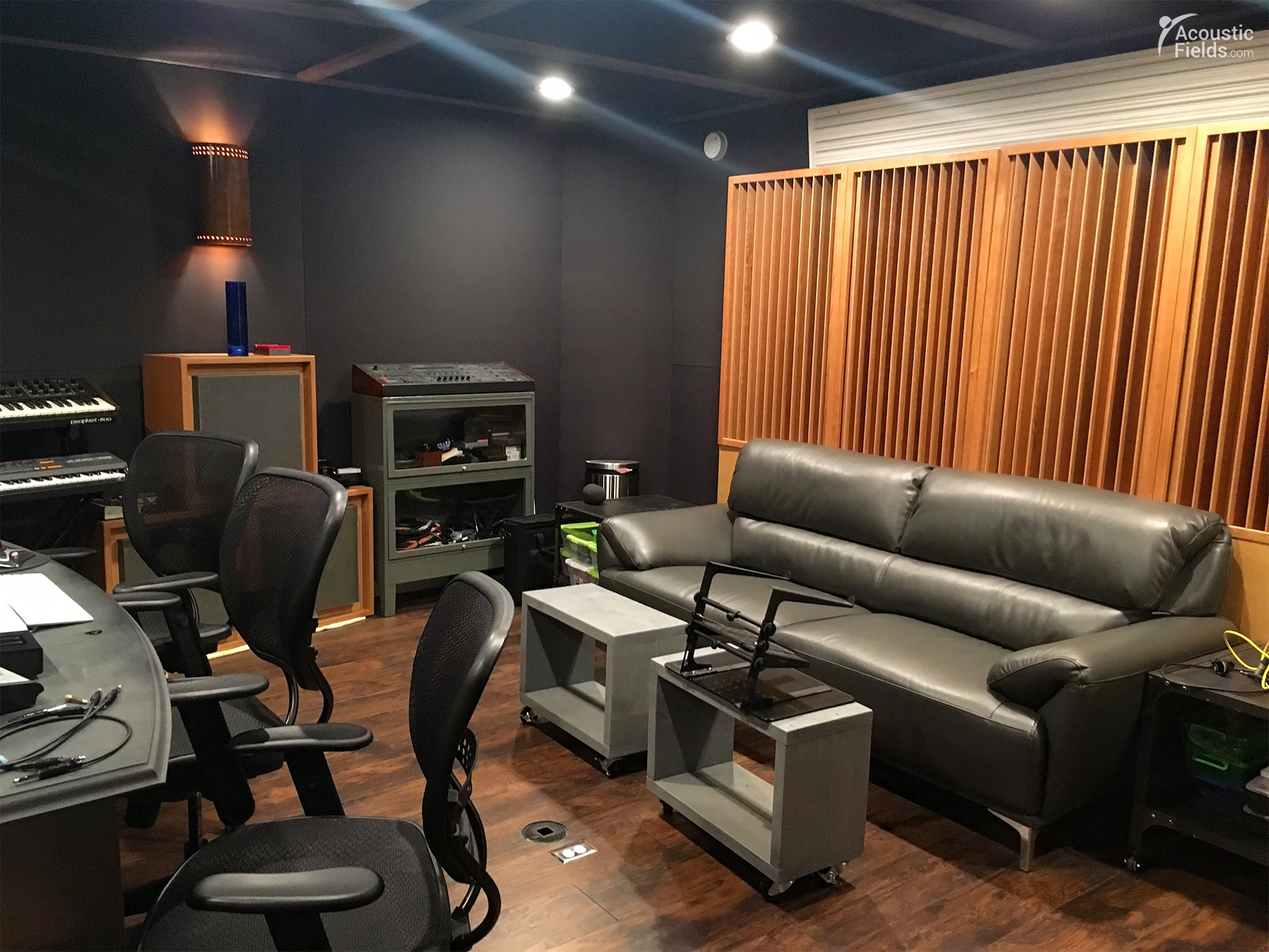 side 3 studio acoustics 2