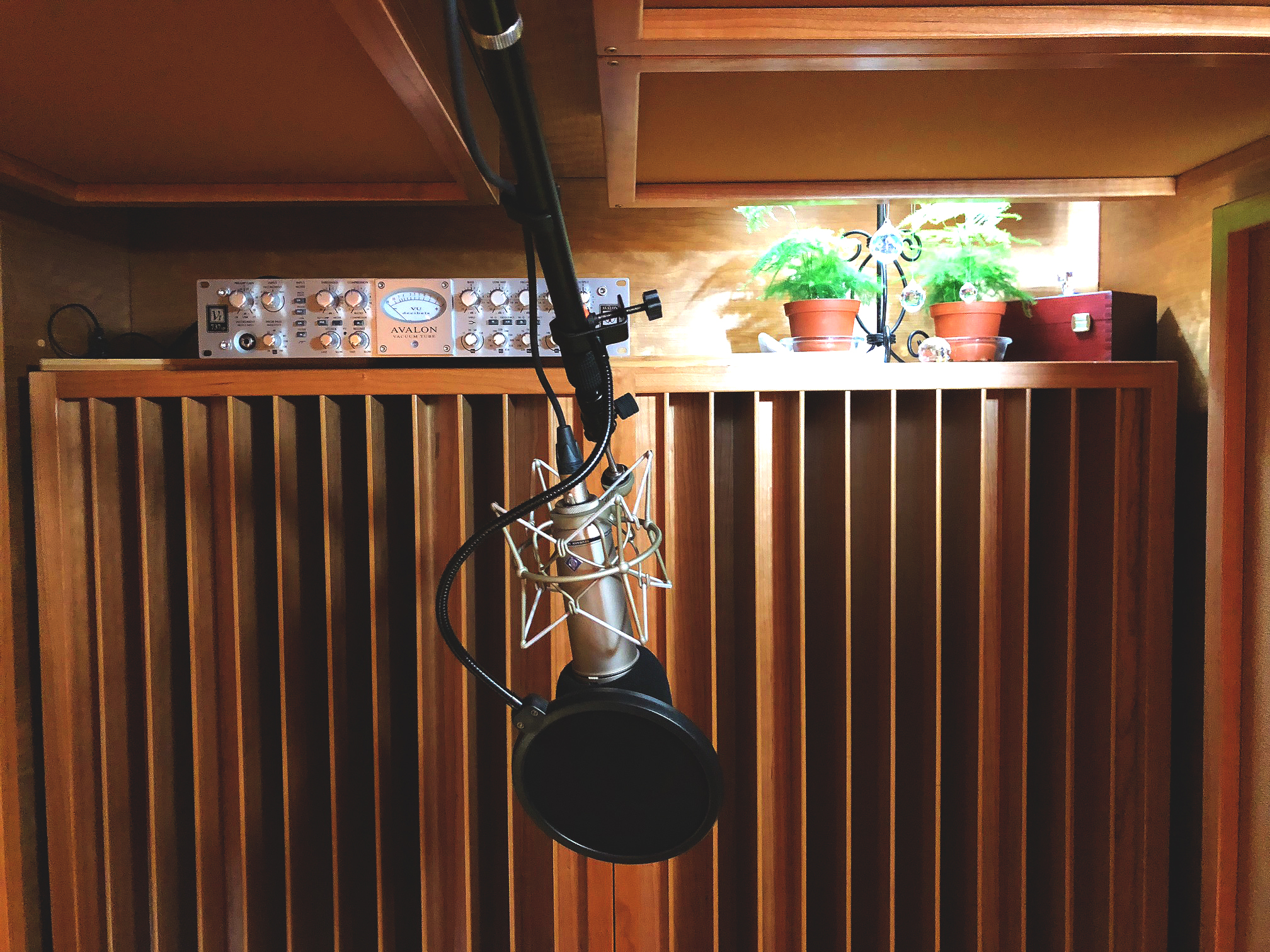 What makes a good mic booth?