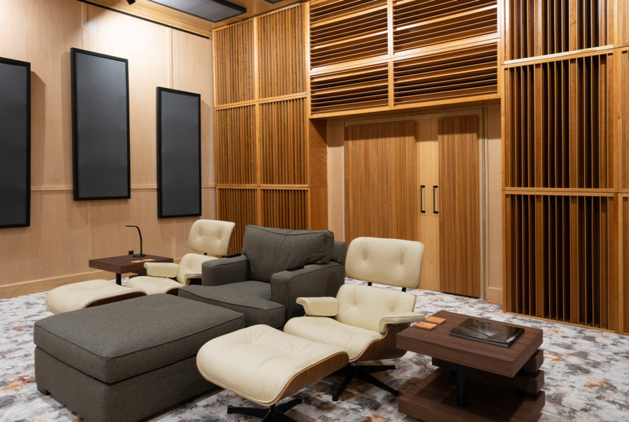 Dedicated Listening Room for Recording Studios Acoustic Fields