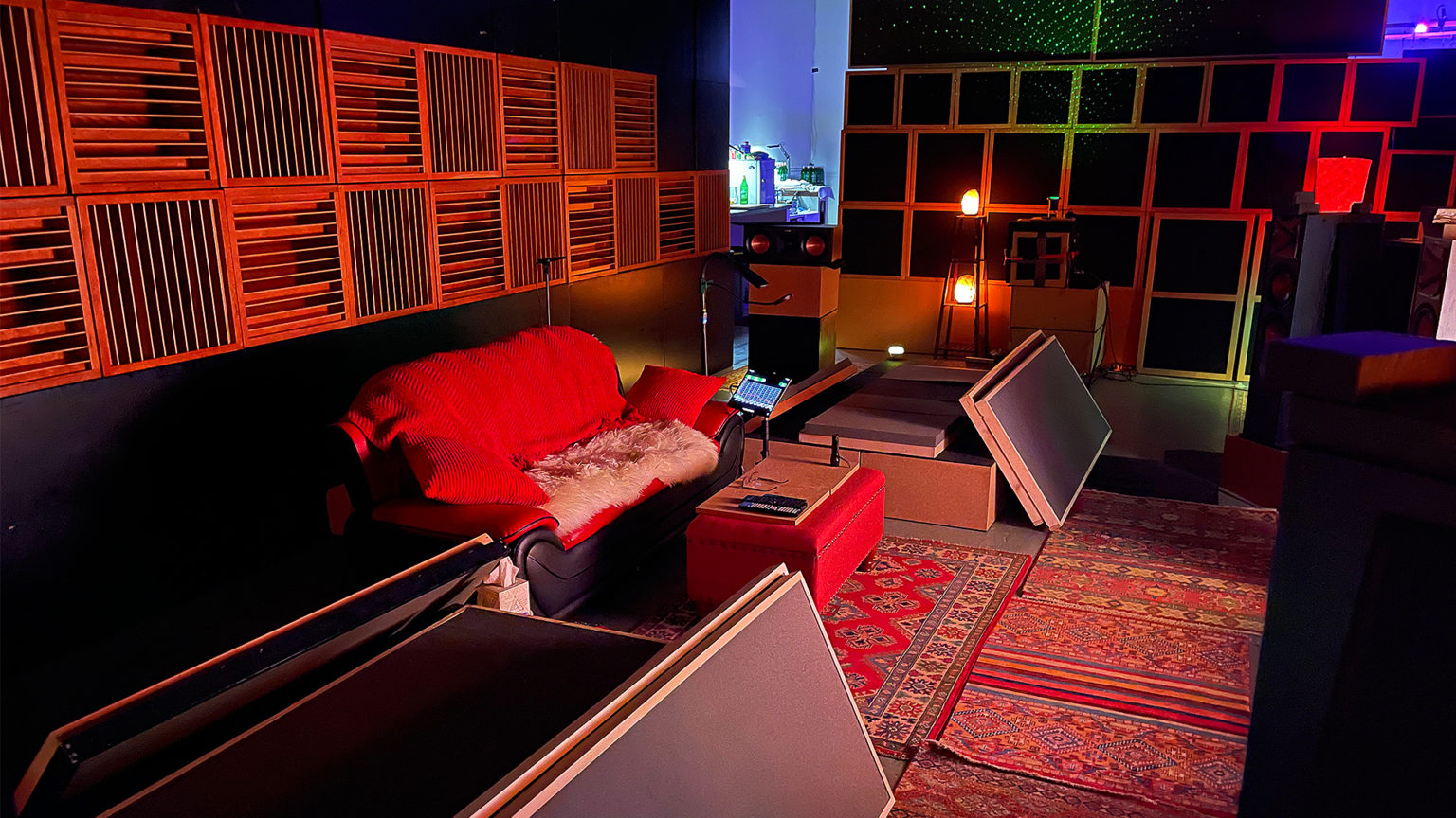 Sound Diffuser VS Absorber Acoustic Fields